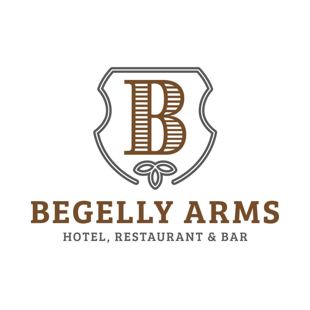 The Arms Hotel 3*